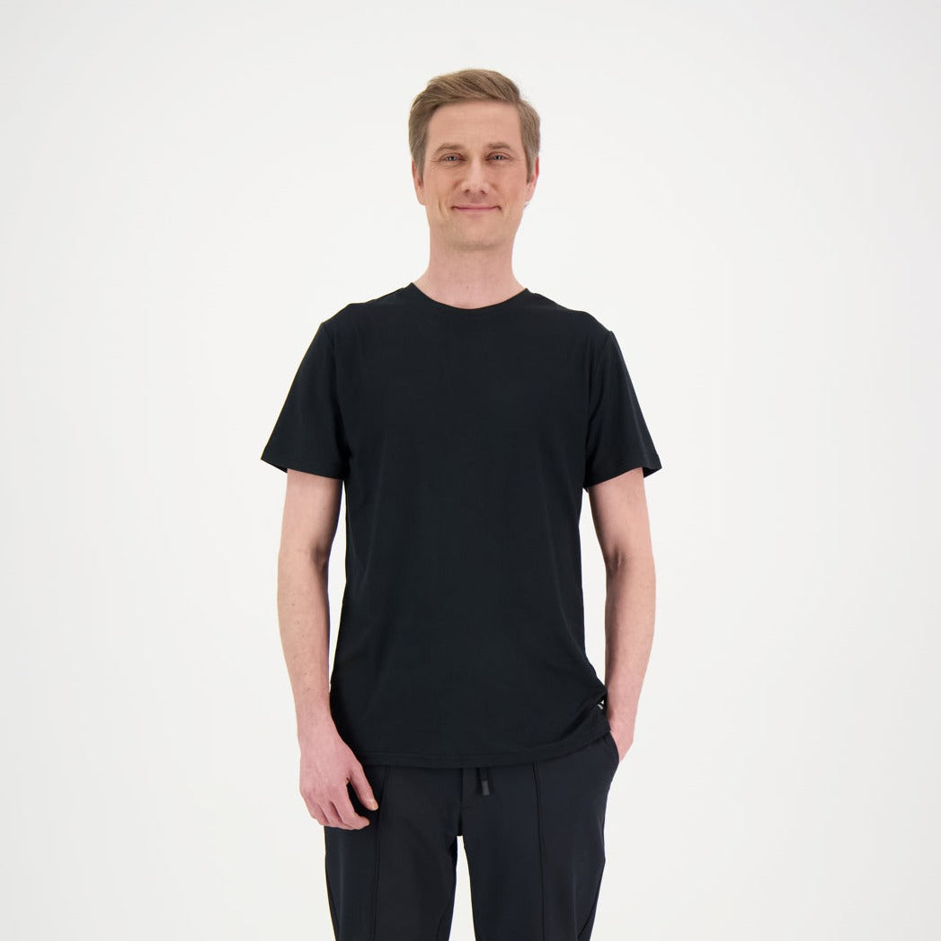 Musta nino unisex t-paita työkäyttöön